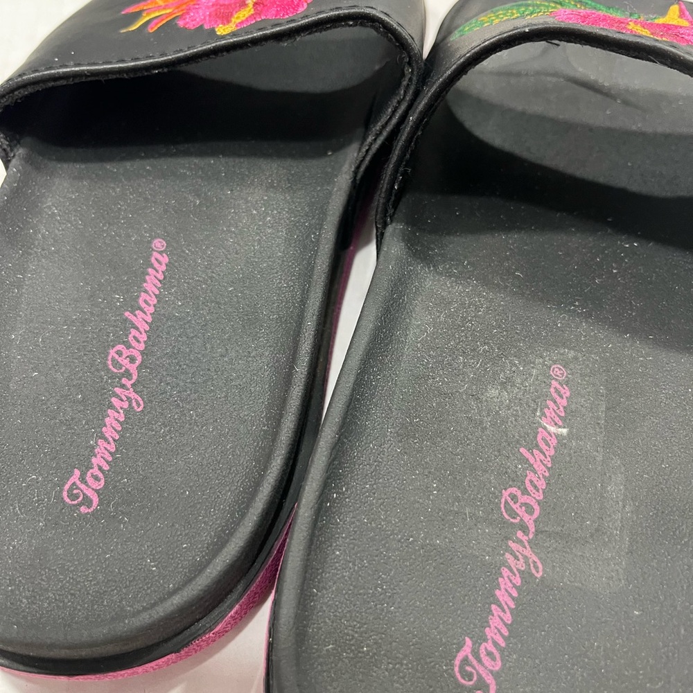 TOMMY BAHAMA EMBROIDERED SLIDE SANDAL - Picture 9 of 12